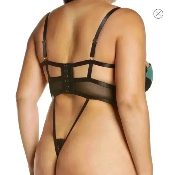 Intimwear - Picture 6 of 11